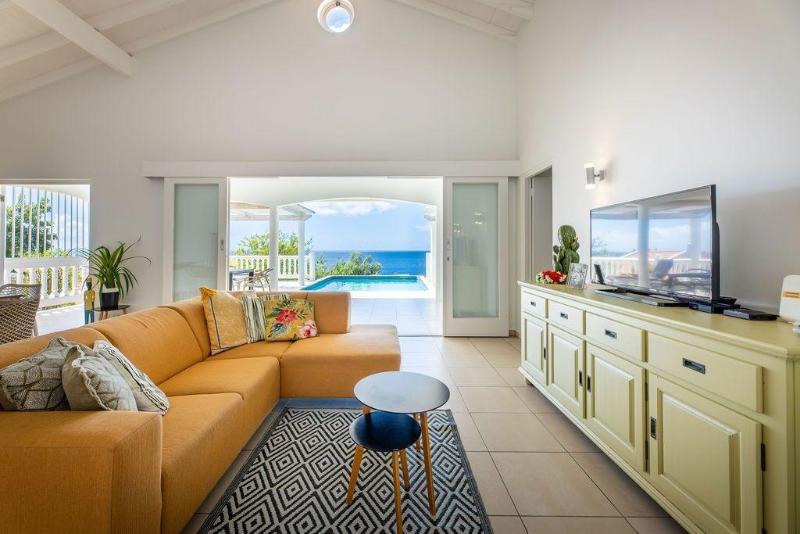 Coral Estate Rentals image