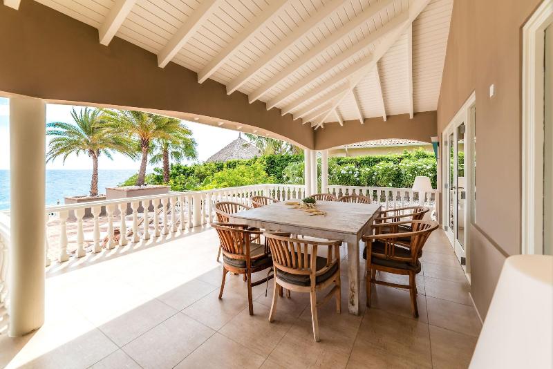 Coral Estate Rentals image