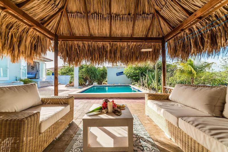 Coral Estate Rentals image