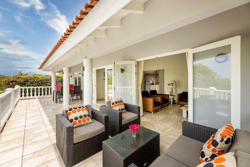 Coral Estate Rentals image