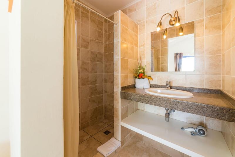 Coral Estate Rentals image