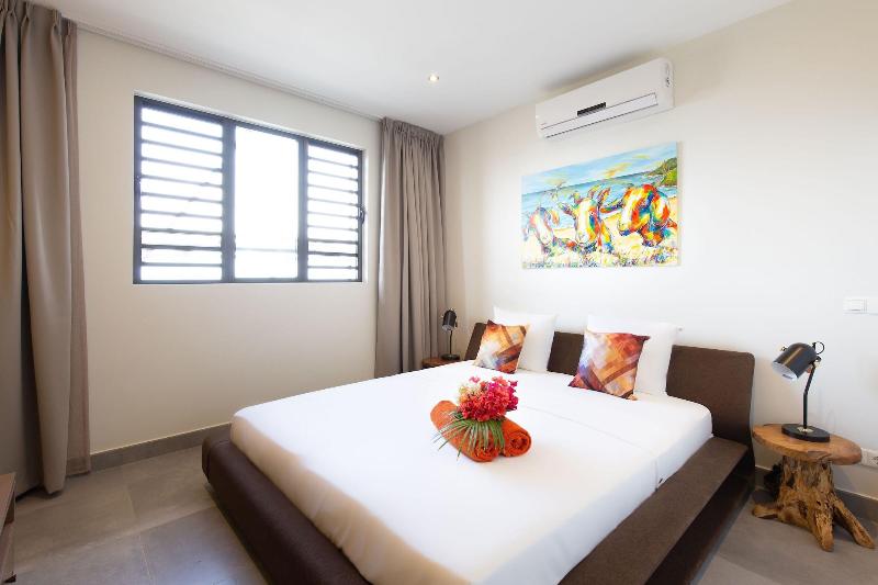 Coral Estate Rentals image