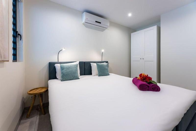 Coral Estate Rentals image