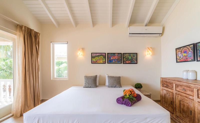 Coral Estate Rentals image