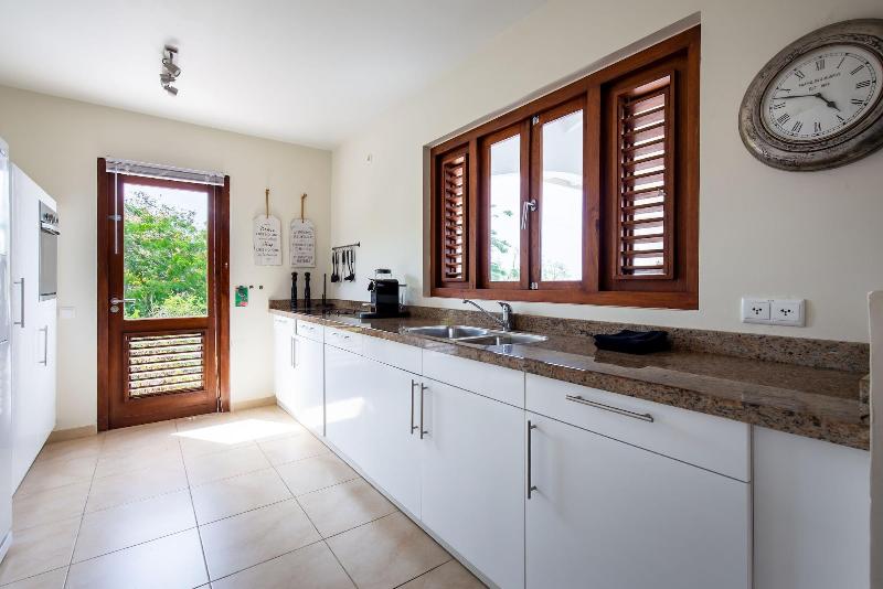 Coral Estate Rentals image