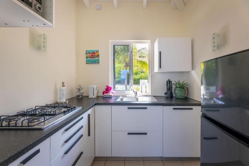 Coral Estate Rentals image