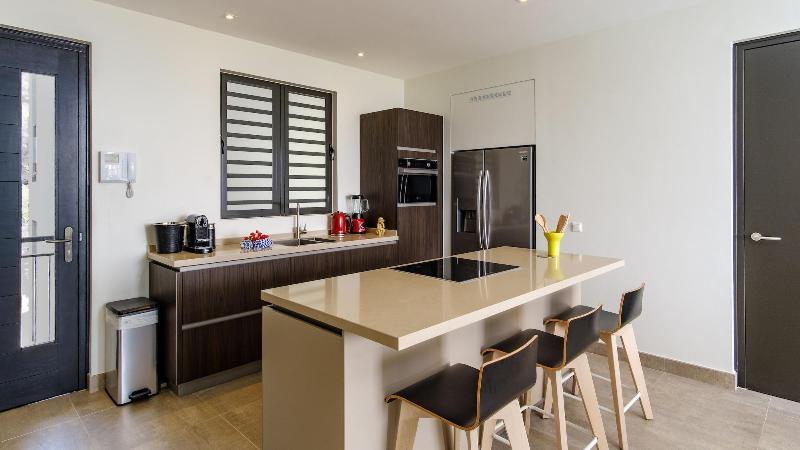 Coral Estate Rentals image