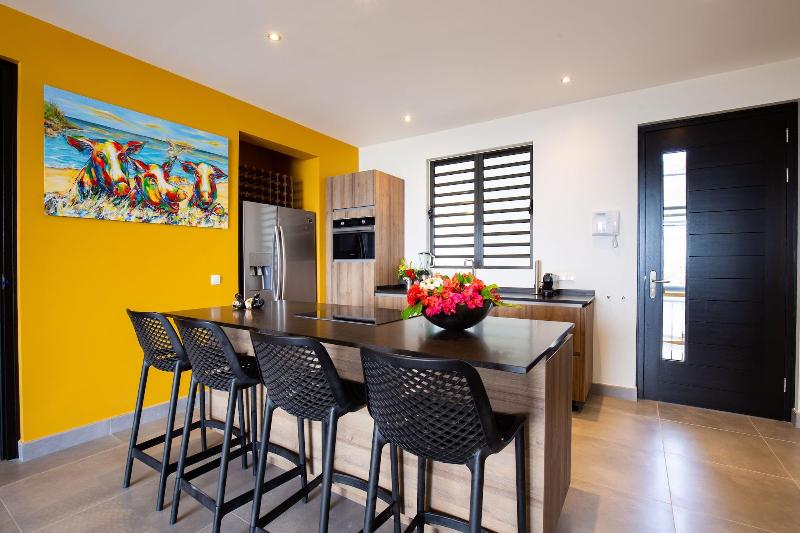 Coral Estate Rentals image