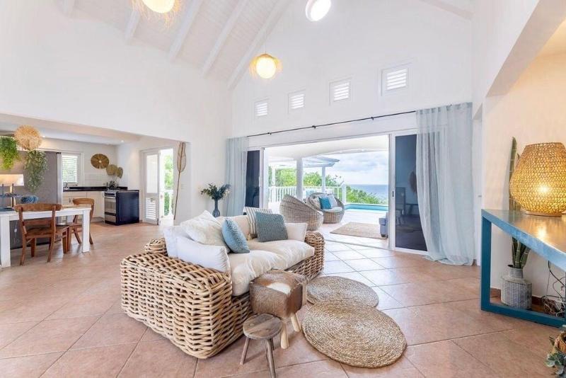 Coral Estate Rentals image
