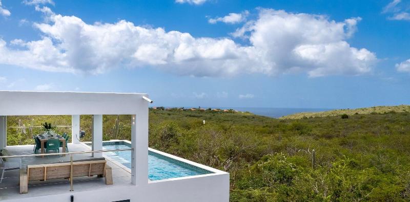 Coral Estate Rentals image