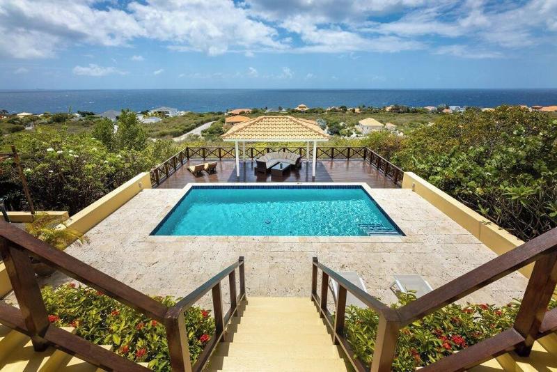 Coral Estate Rentals image