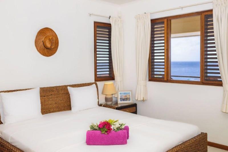 Coral Estate Rentals image