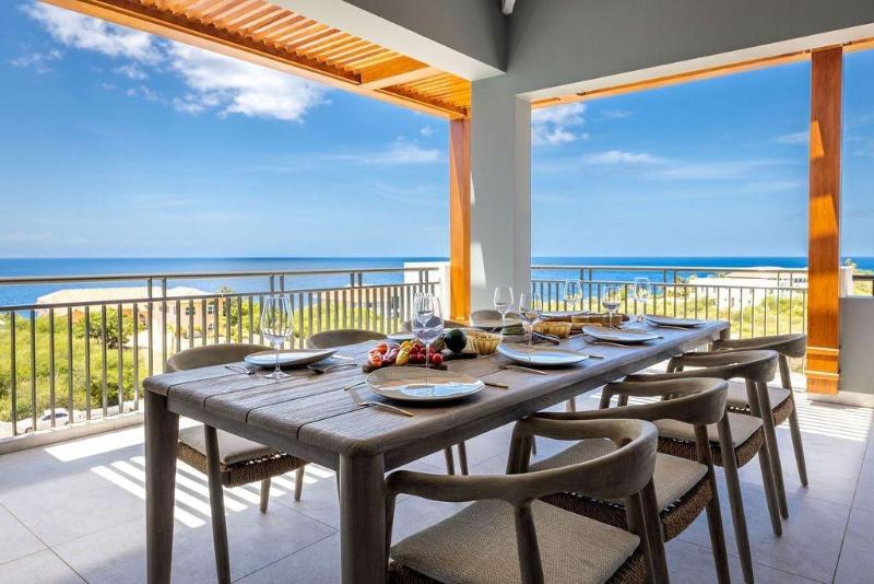 Coral Estate Rentals image