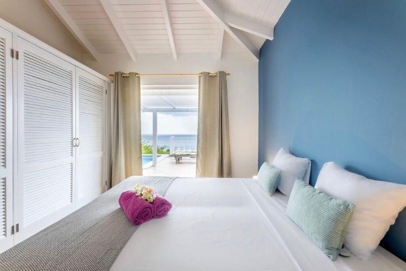 Coral Estate Rentals image