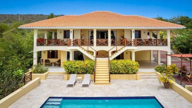 Coral Estate Rentals image