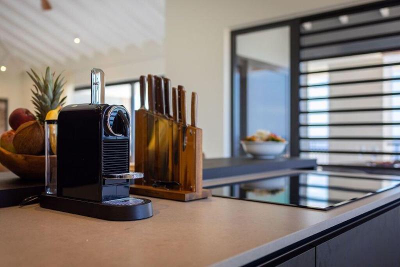 Coral Estate Rentals image
