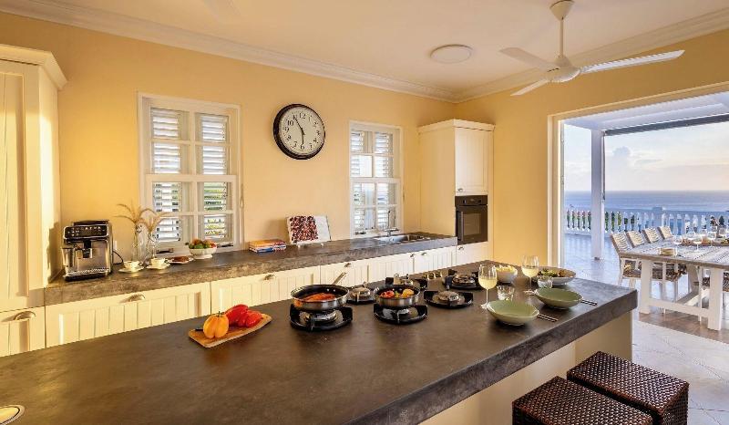Coral Estate Rentals image
