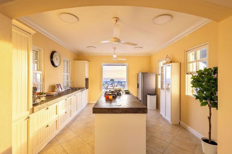 Coral Estate Rentals image