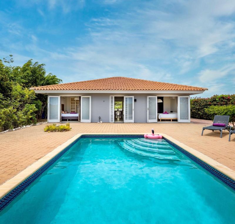 Coral Estate Rentals image
