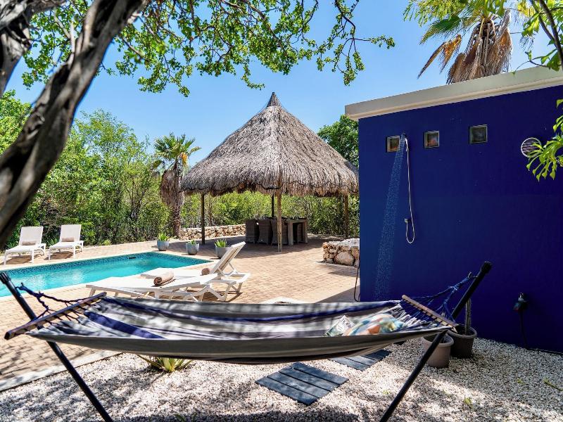 Coral Estate Rentals image
