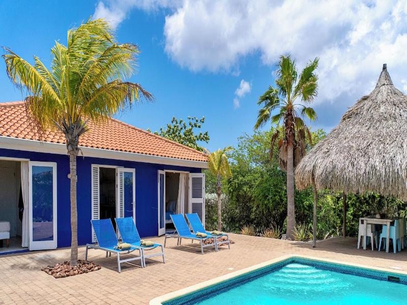 Coral Estate Rentals image