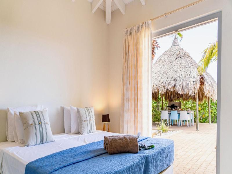 Coral Estate Rentals image