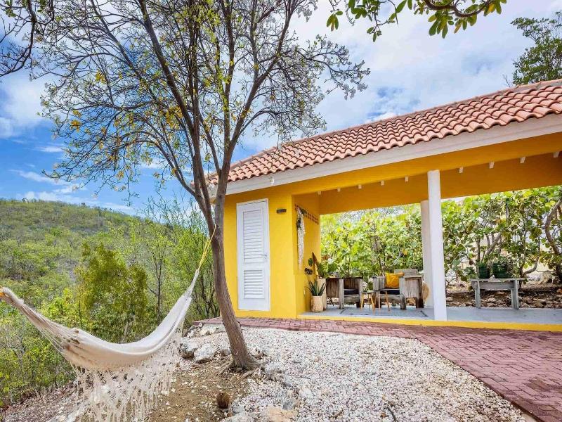 Coral Estate Rentals image