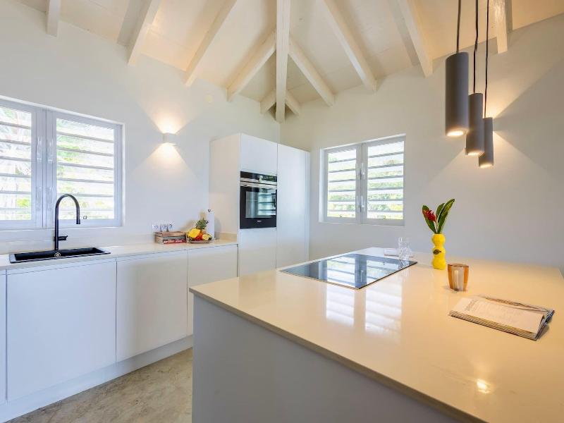 Coral Estate Rentals image