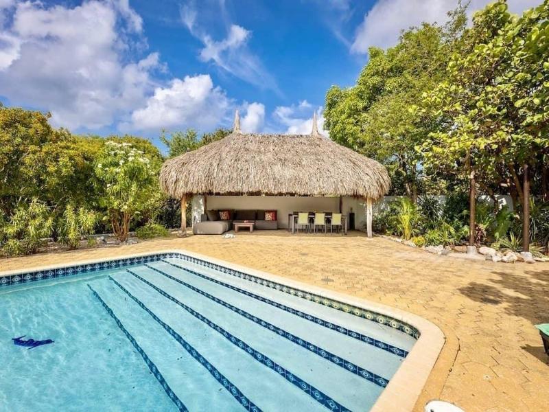 Coral Estate Rentals image