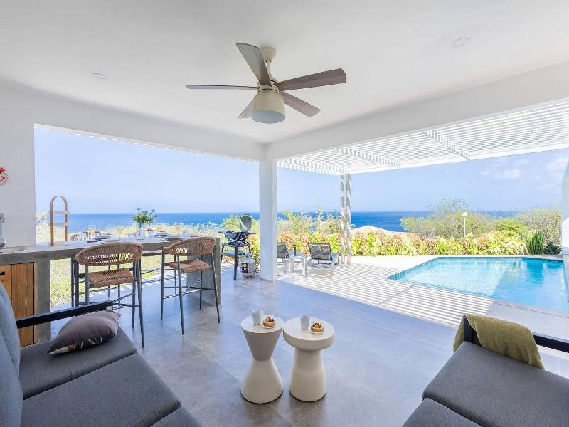 Coral Estate Rentals image