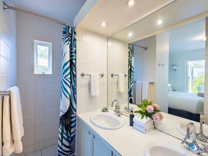 Coral Estate Rentals image