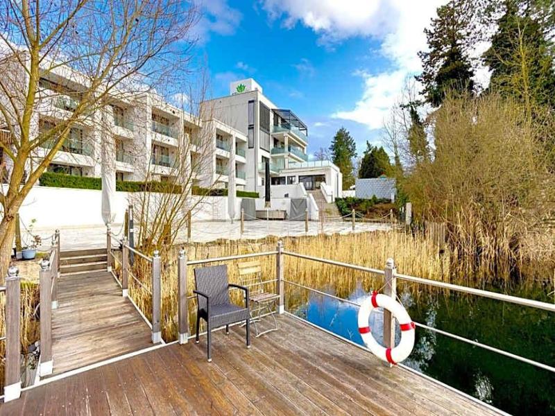 Seehotel Forst image
