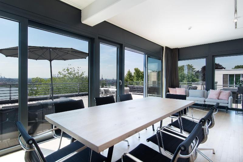 The Suites Rainvilleterrasse image