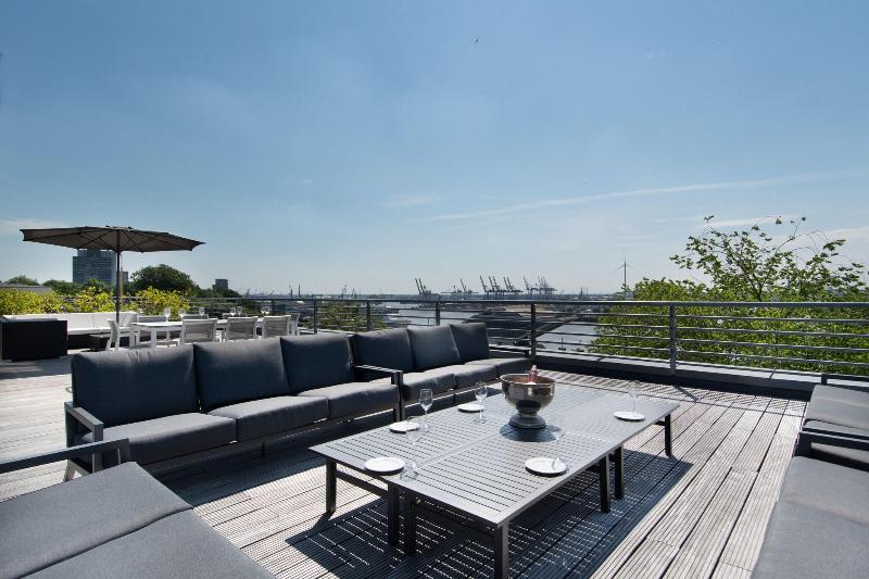 The Suites Rainvilleterrasse image