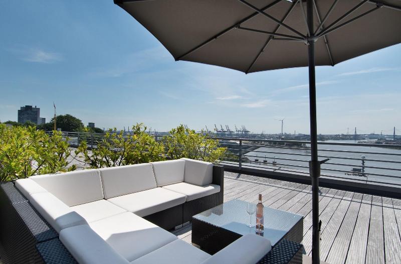 The Suites Rainvilleterrasse image