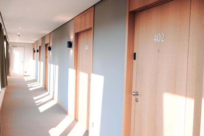 The Suites Rainvilleterrasse image