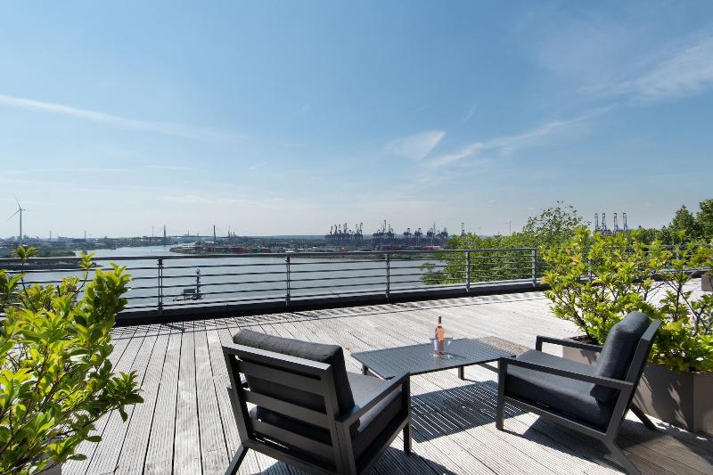 The Suites Rainvilleterrasse image