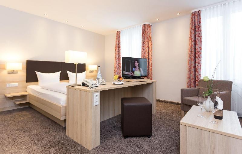 Hotel PfÃ¤lzer Wald image