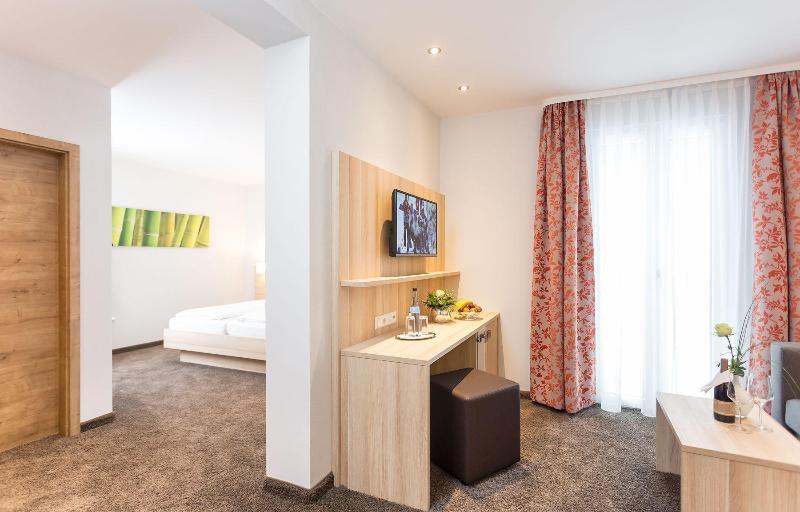 Hotel PfÃ¤lzer Wald image