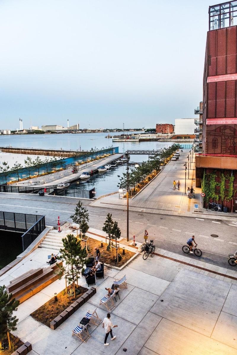 Stay Seaport image