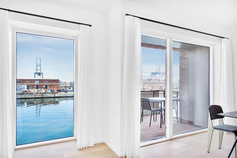 Stay Seaport image