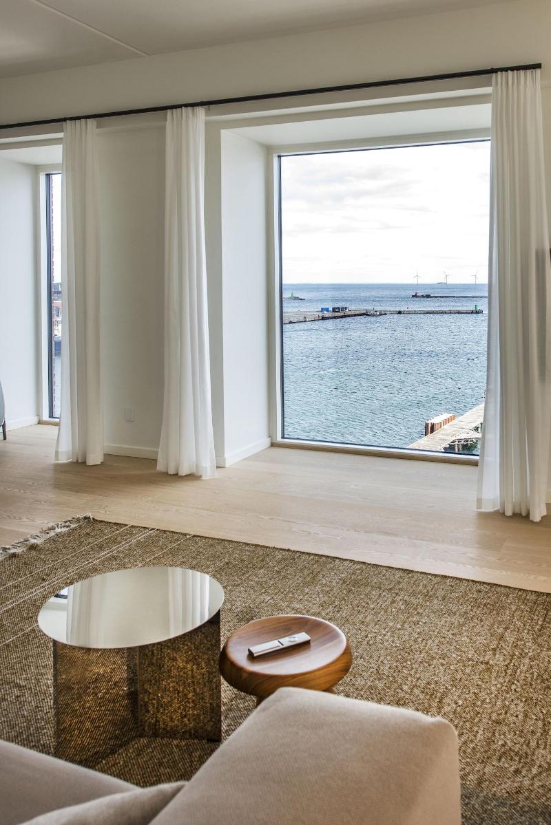 Stay Seaport image