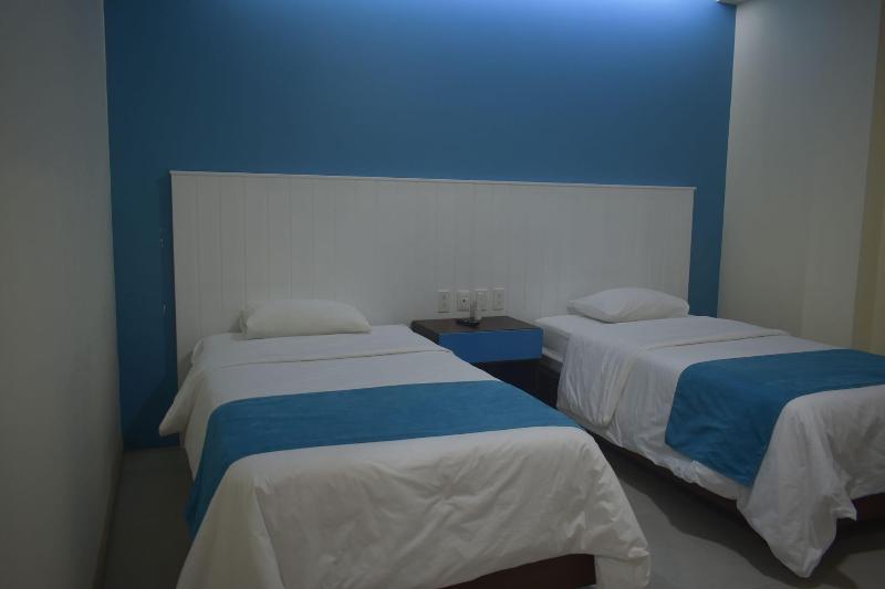 Hotel La Laguna Galapagos image