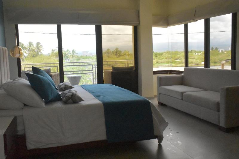 Hotel La Laguna Galapagos image
