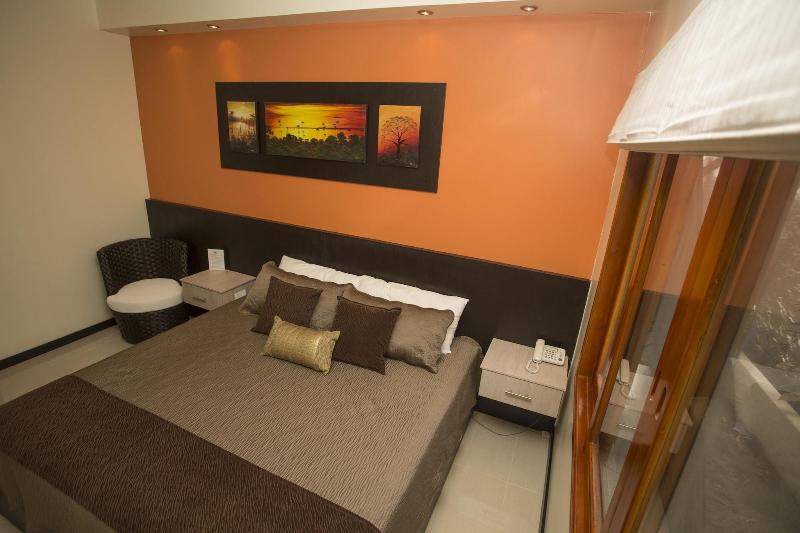 Hotel La Laguna Galapagos image
