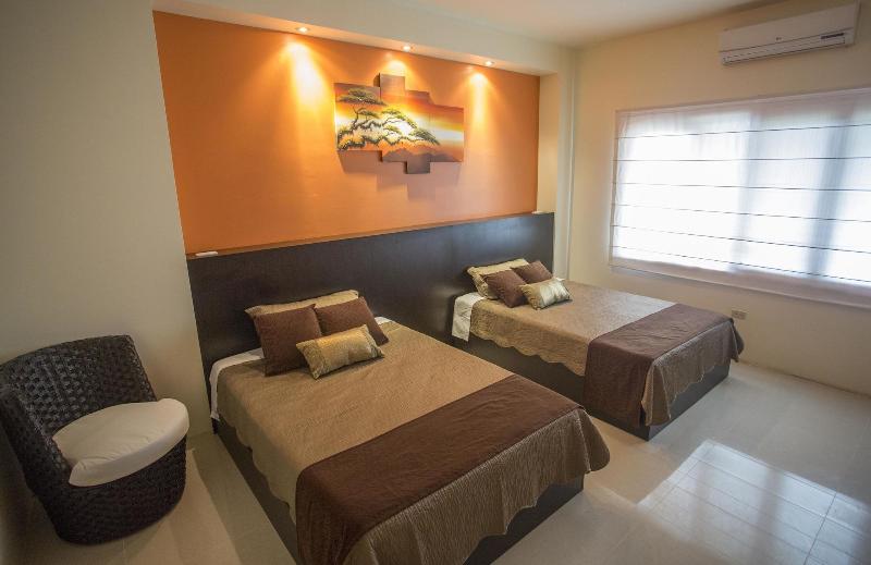Hotel La Laguna Galapagos image