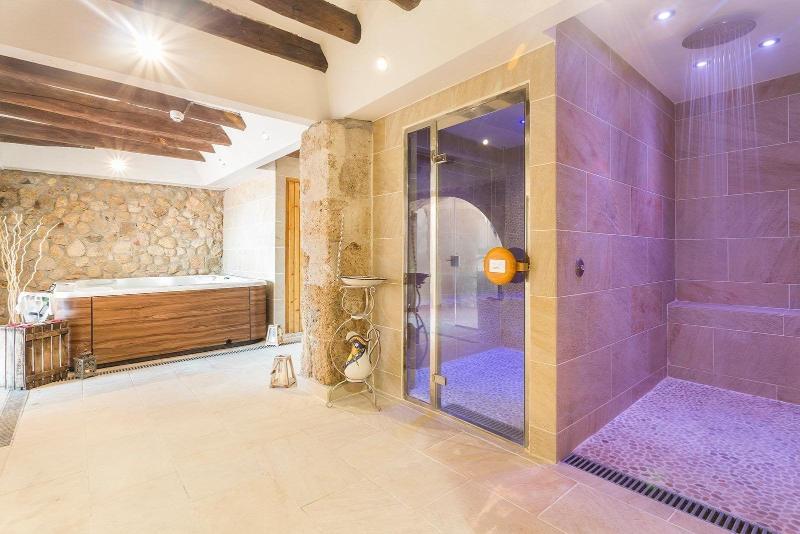 Masia Can Canyes & Spa image