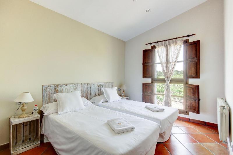 Masia Can Canyes & Spa image