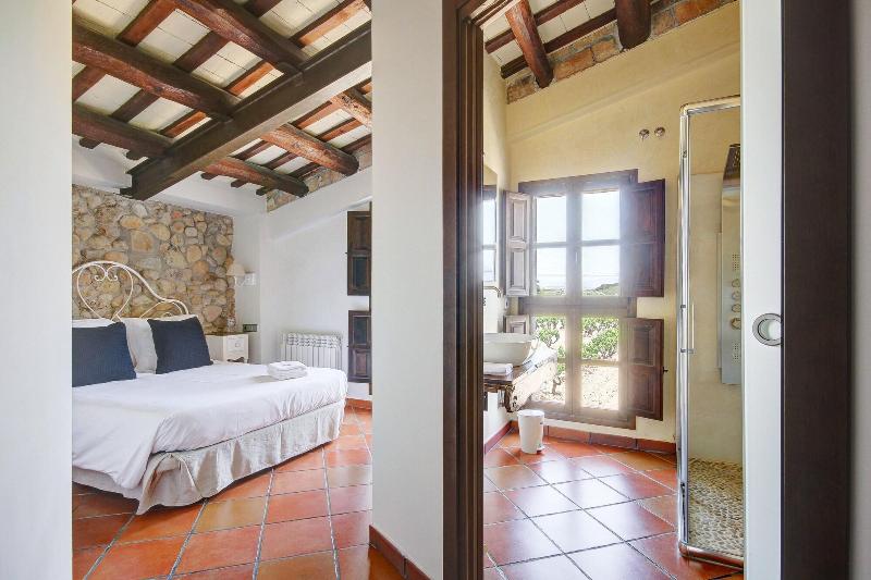 Masia Can Canyes & Spa image