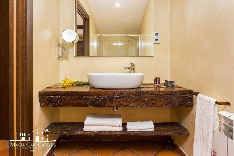 Masia Can Canyes & Spa image